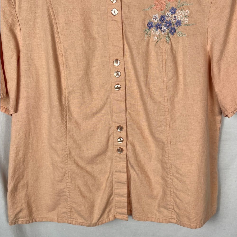 Vintage Southern Lady Salmon Blouse with Floral Embroidery Linen Blend - Picture 2 of 8